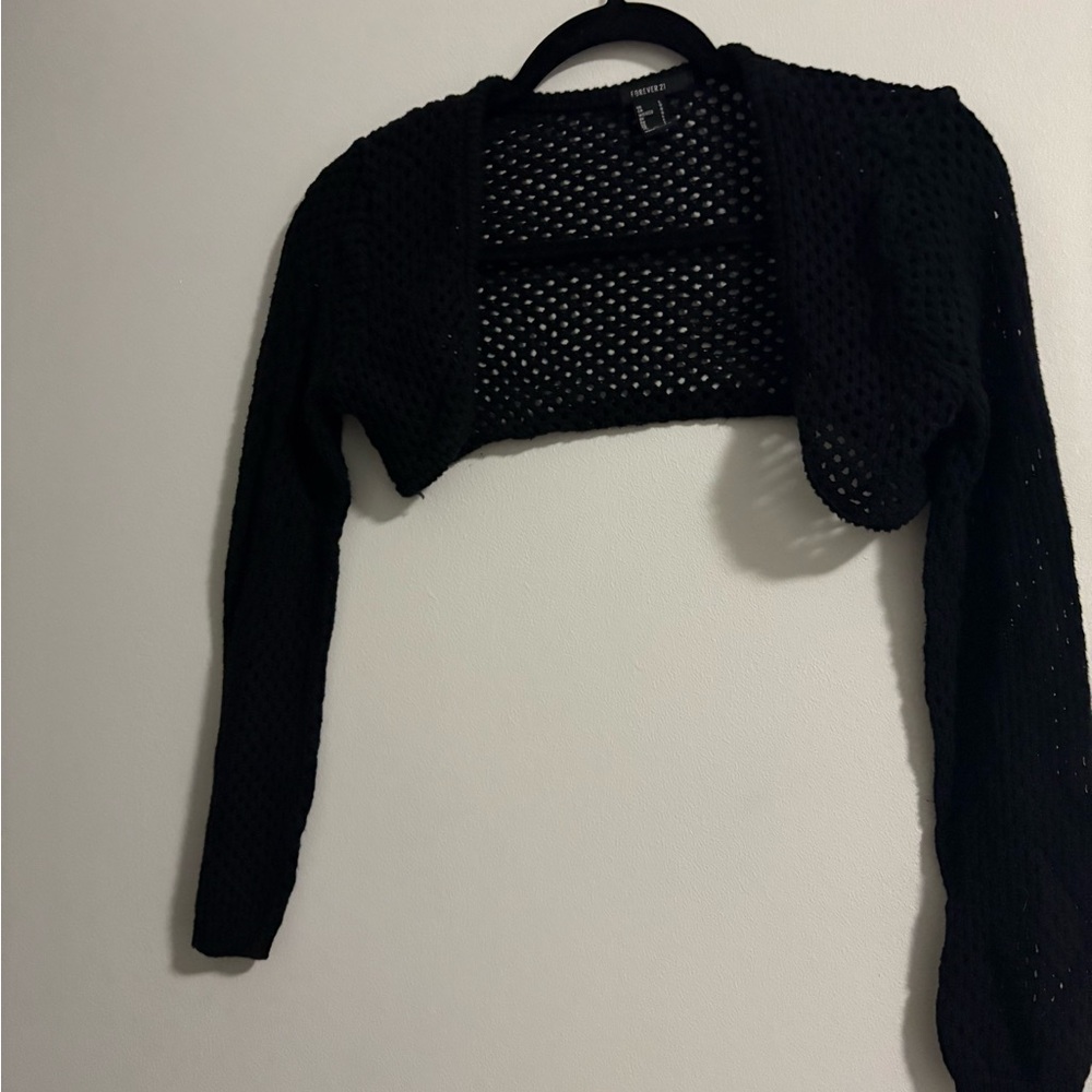 Forever 21 Black and White Knit Top